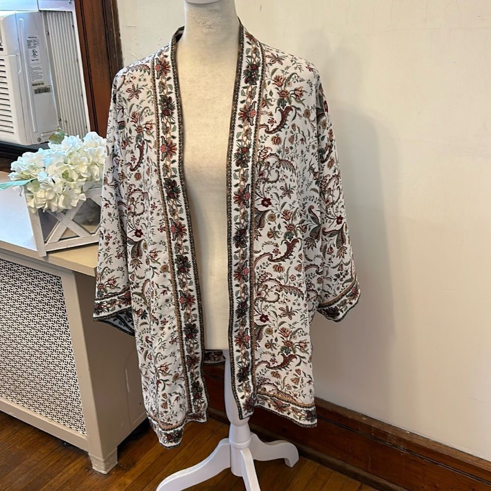 Max Studio multi colored floral open kimono Size S EUC